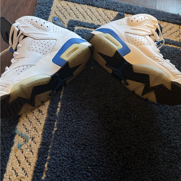 Jordan 6 Retro. Authentic. - Picture 5 of 7